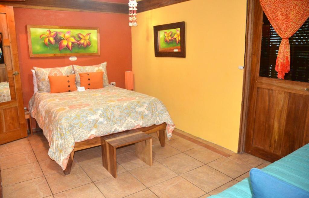 Physis Caribbean Bed & Breakfast Puerto Viejo de Talamanca Экстерьер фото
