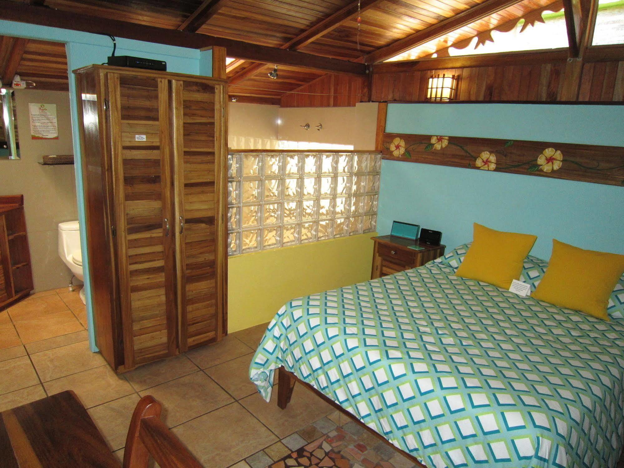 Physis Caribbean Bed & Breakfast Puerto Viejo de Talamanca Экстерьер фото