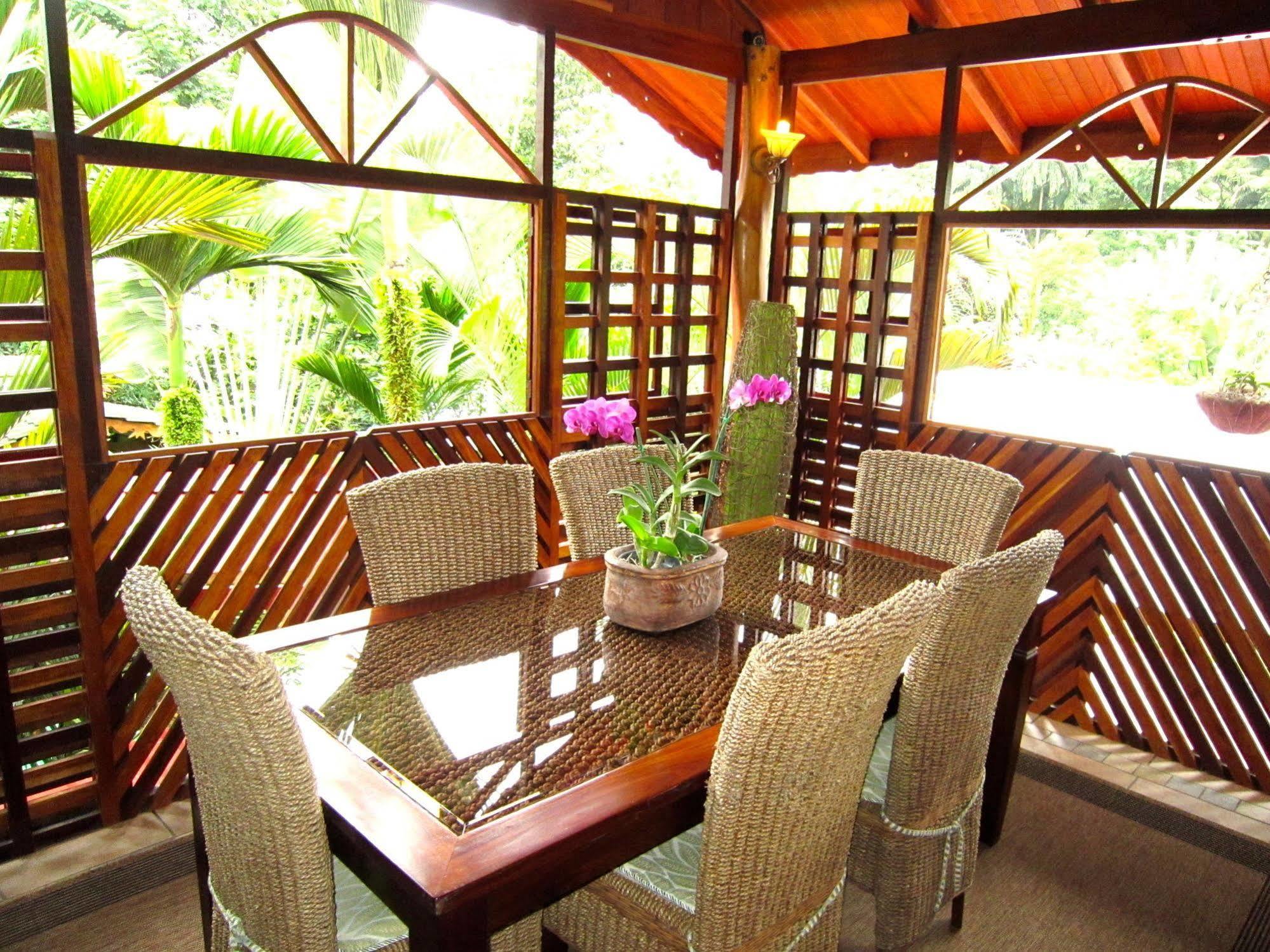 Physis Caribbean Bed & Breakfast Puerto Viejo de Talamanca Экстерьер фото