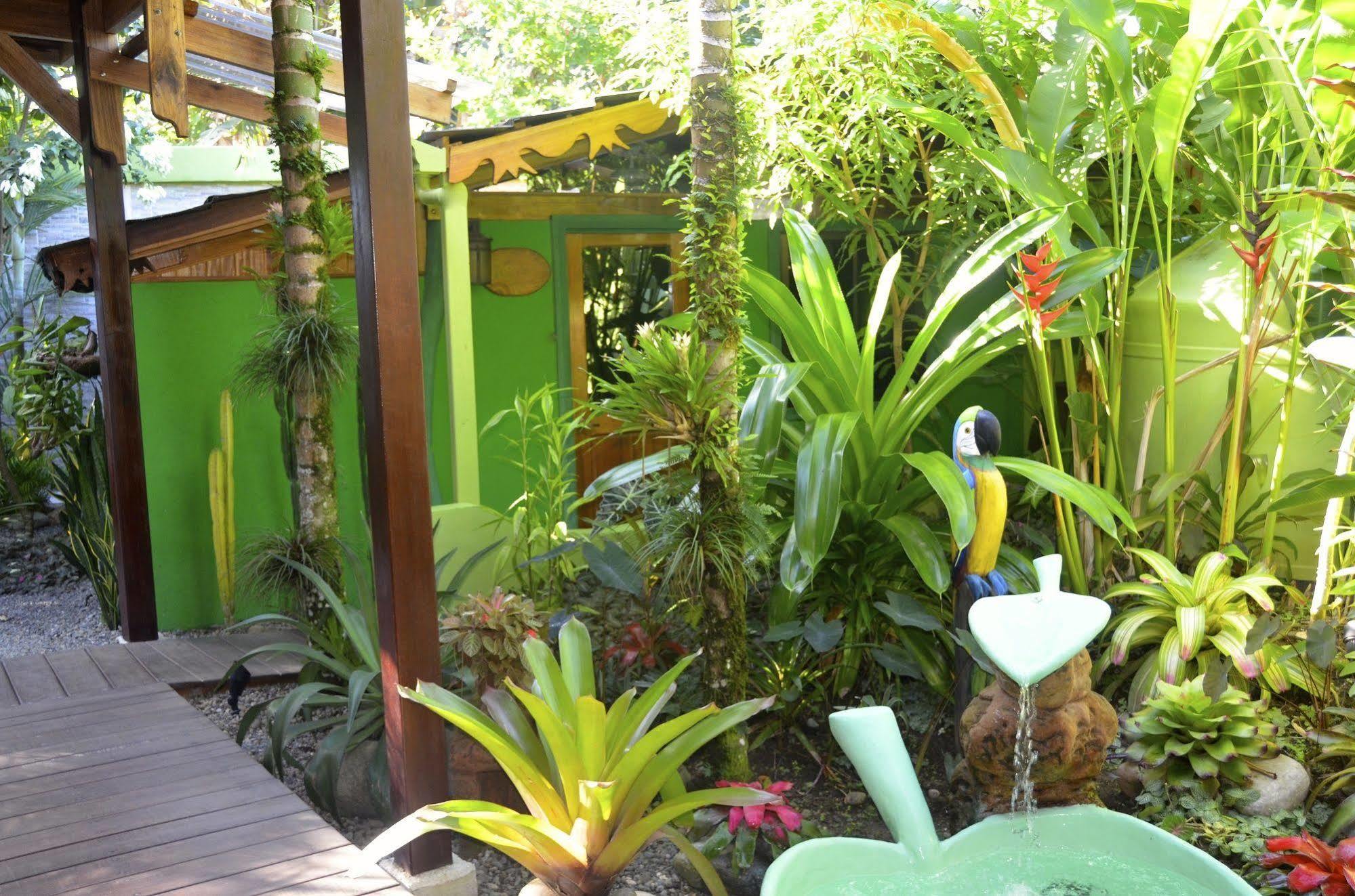 Physis Caribbean Bed & Breakfast Puerto Viejo de Talamanca Экстерьер фото